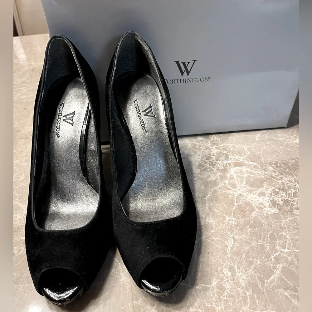Worthington black suede, open toe pumps. Size 7.5. Great condition. - Picture 2 of 6